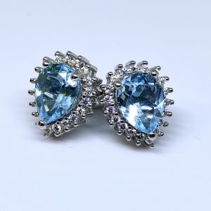 Cercei lacrima din argint cu swiss topaz si topaz alb